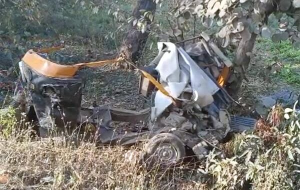 Chhattisgarh: Truck crushes auto full of school children, 7 killed