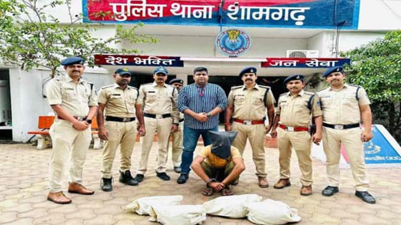 Mandsaur police caught drug consignment worth 20 crores from the truck. driver arrested