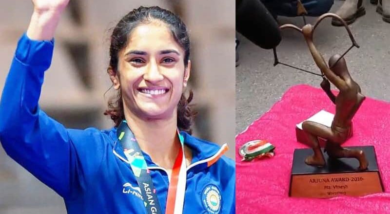 Wrestler Vinesh Phogat returned Khel Ratna and Arjuna awards.