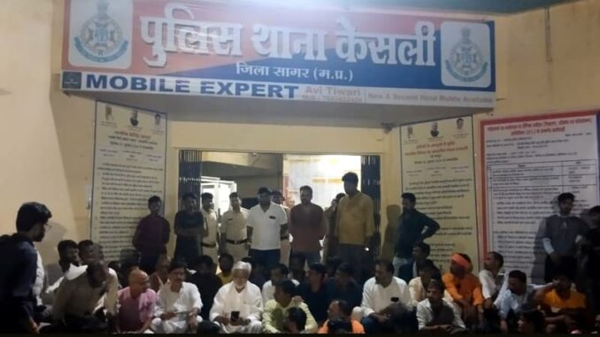 BJP MLA sat on a dharna in the police station demanding FIR and resigned from his post